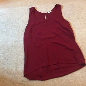 Burgundy tank top!